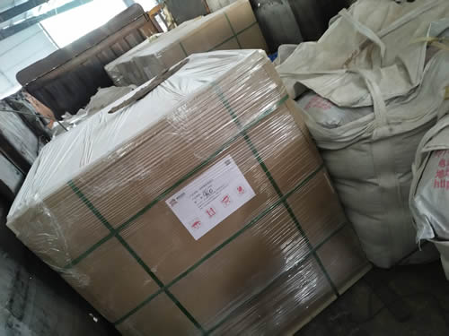 高鋁聚輕保溫磚.jpg